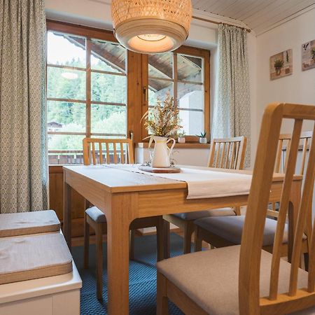 Ferienwohnungen Villa Salzweg バート・ゴイーザーン エクステリア 写真