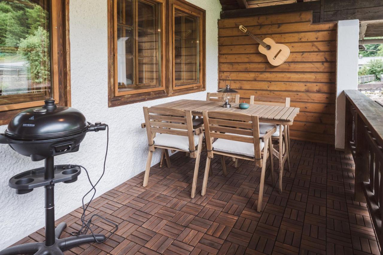 Ferienwohnungen Villa Salzweg バート・ゴイーザーン エクステリア 写真