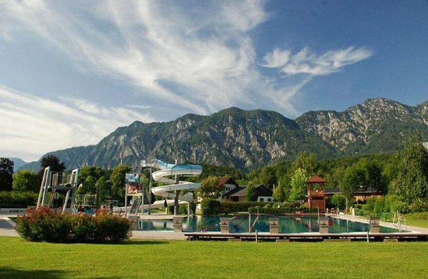 Ferienwohnungen Villa Salzweg バート・ゴイーザーン エクステリア 写真
